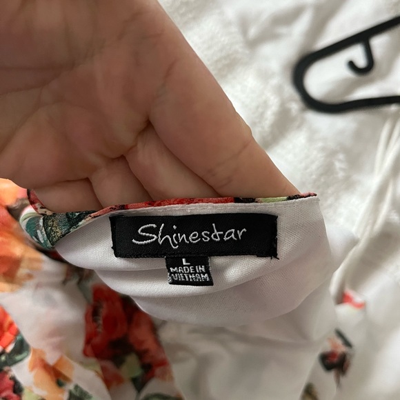 FLORAL ROMPER - Picture 3 of 3